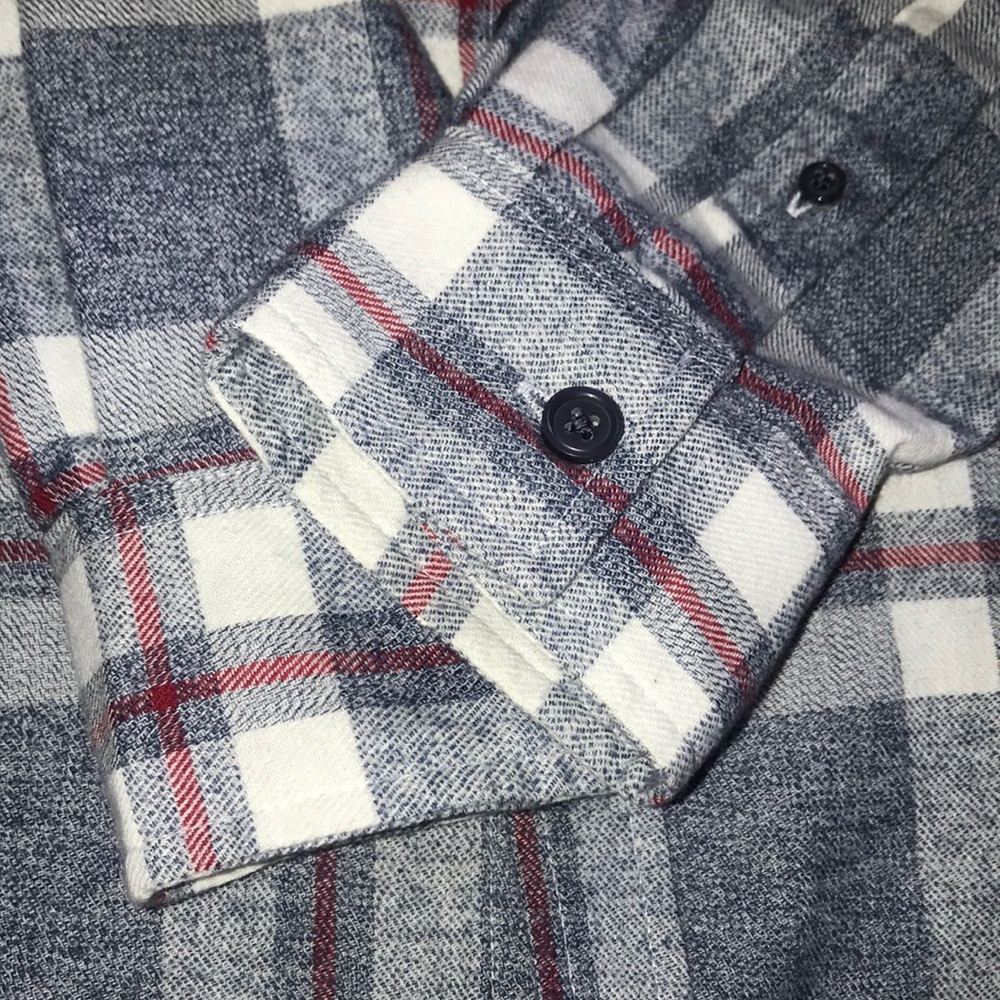 BirchXBlack Mens Flannel / Med. - Picture 9 of 12